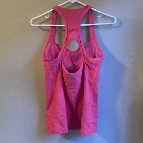 Lorna Jane active, yoga hiking biking gymnastics Pilates working out at the gym. - Picture 4 of 9